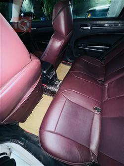 کرایسلەر 300